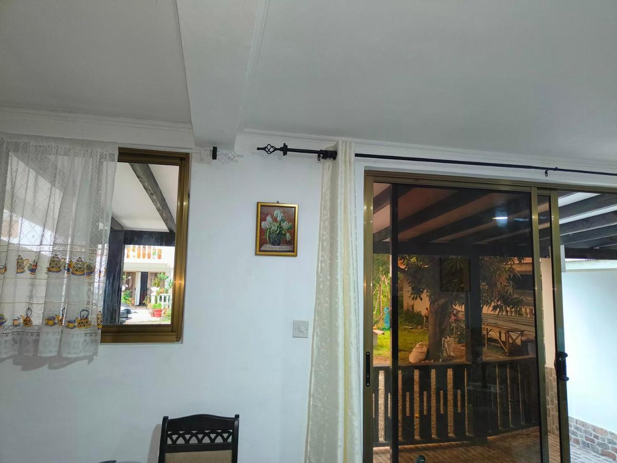 Alpha & Omega Apartment Seychelles بو فالون المظهر الخارجي الصورة