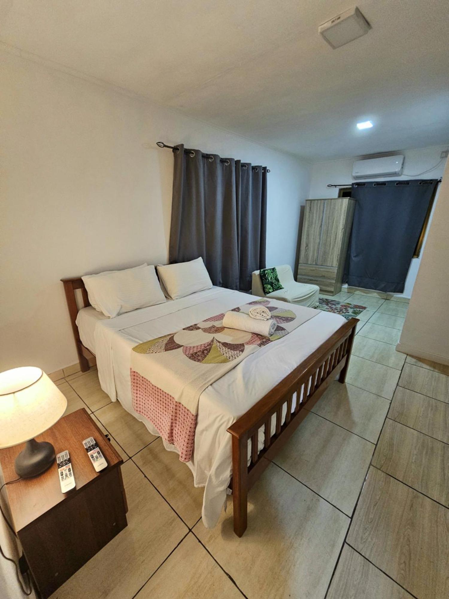 Alpha & Omega Apartment Seychelles بو فالون المظهر الخارجي الصورة